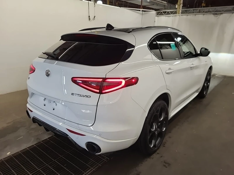 Alfa Romeo Stelvio * VELOCE * CARFAX * БЕЗ ПЪРВОНАЧАЛНА ВНОСКА, снимка 3 - Автомобили и джипове - 53253418