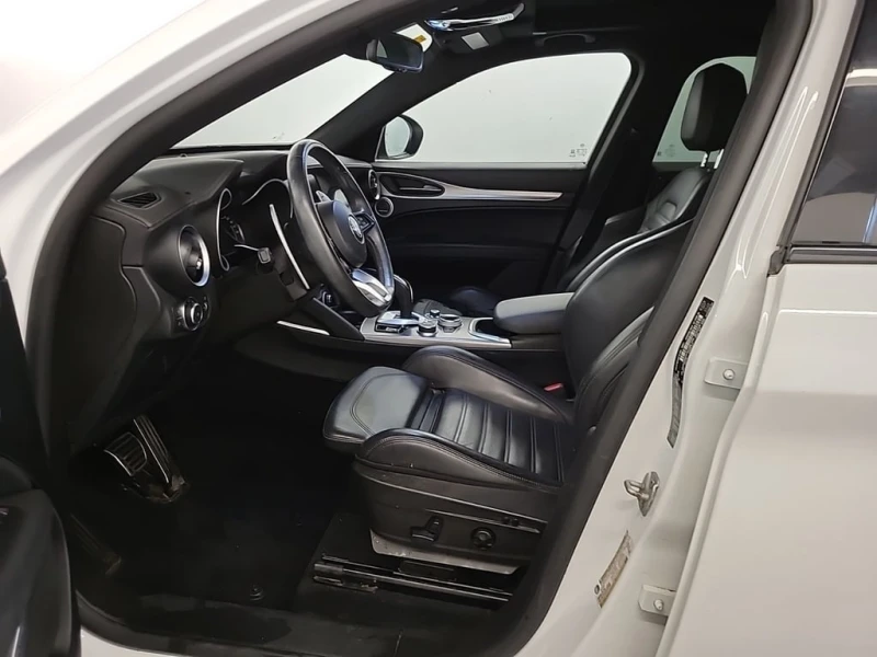 Alfa Romeo Stelvio * VELOCE * CARFAX * БЕЗ ПЪРВОНАЧАЛНА ВНОСКА, снимка 5 - Автомобили и джипове - 53253418