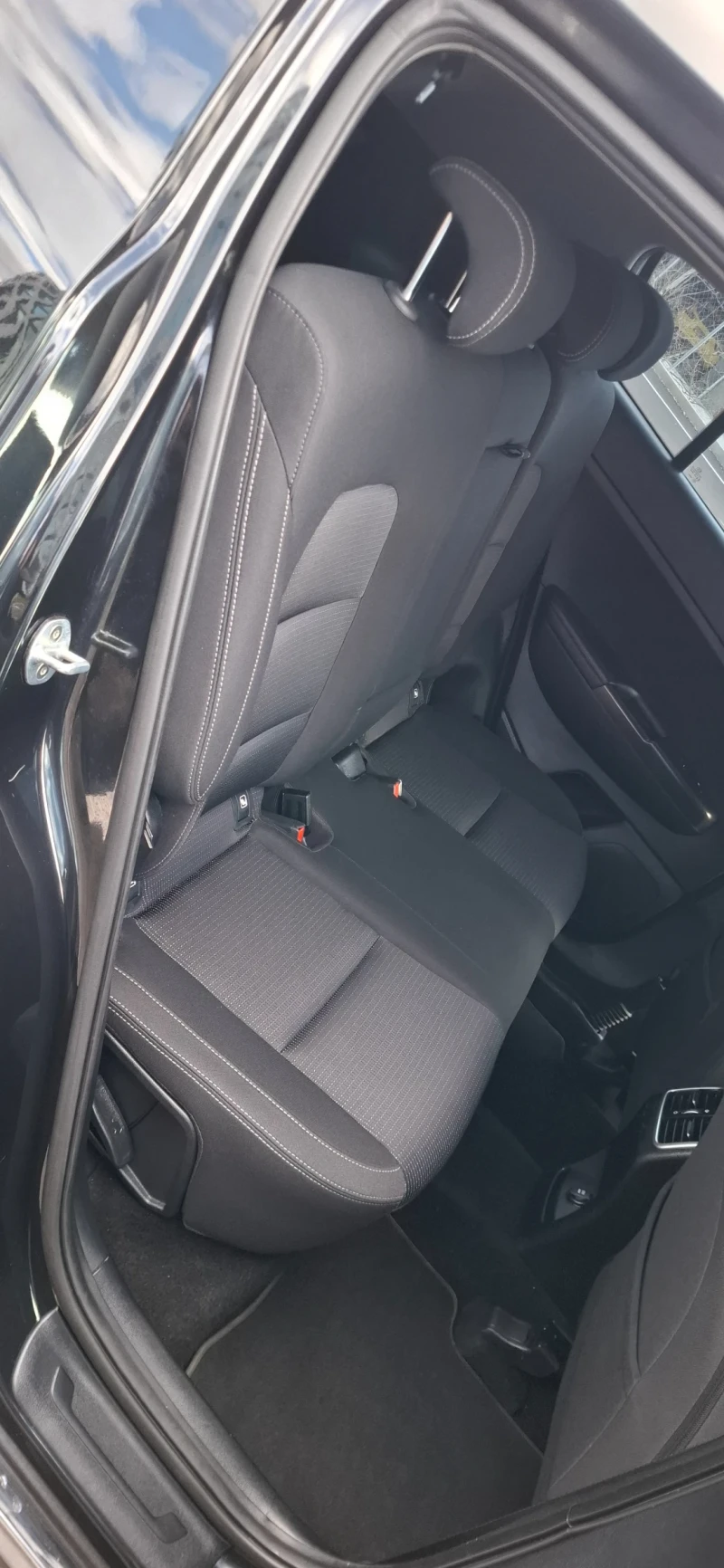 Kia Sportage 1.6 Turbo 4x4 Facelift  Automat Urban Edition, снимка 13 - Автомобили и джипове - 53566386