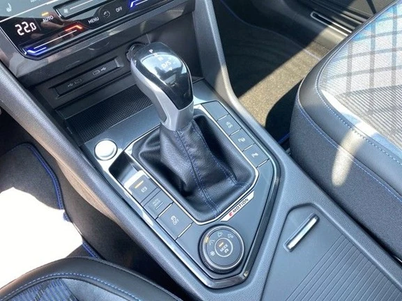 VW Tiguan R 2.0 TFSI 4Motion = Panorama= Гаранция - изображение 10