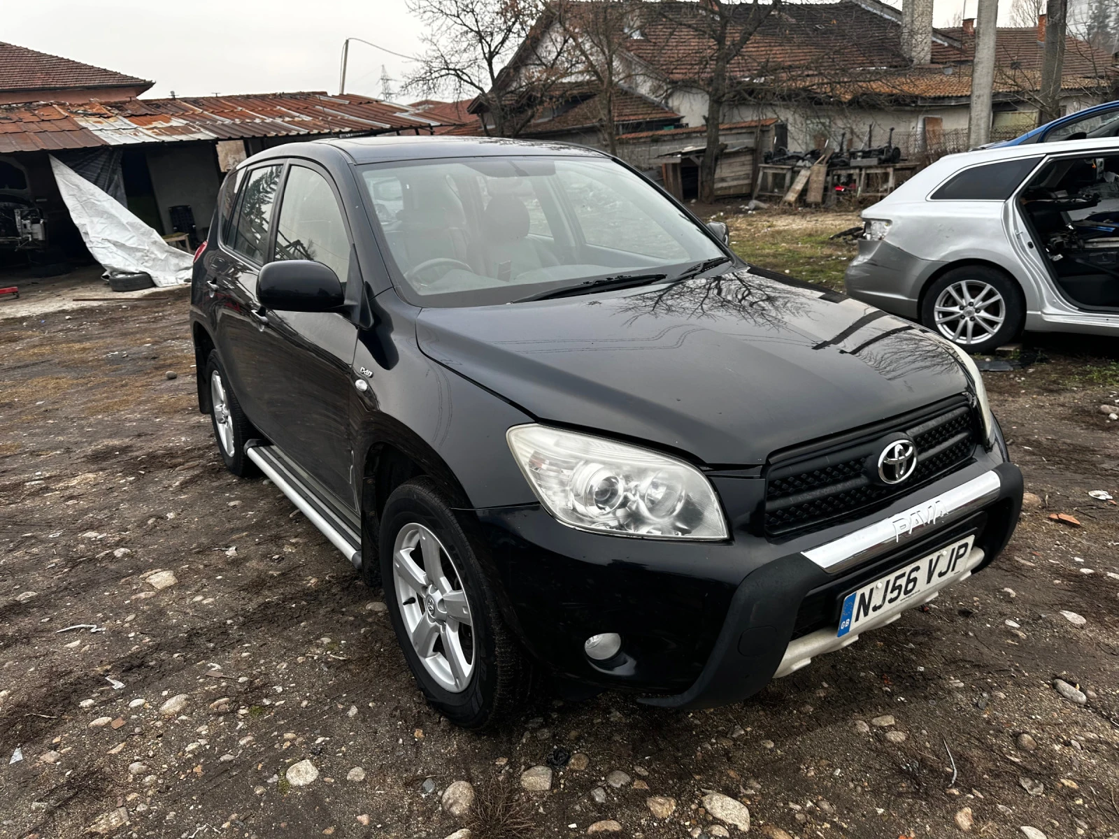 Toyota Rav4  2.2 D-4D 136к.с 2007г Кожен Салон НА ЧАСТИ - изображение 3