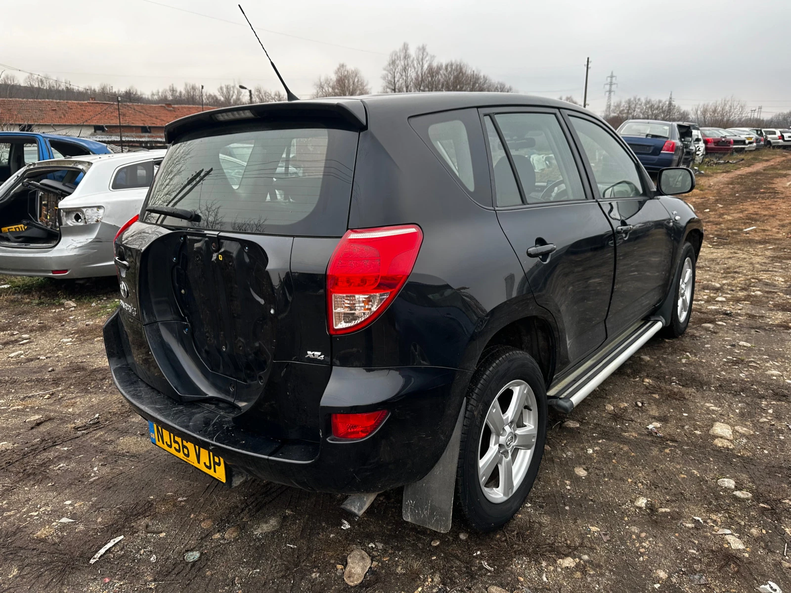 Toyota Rav4  2.2 D-4D 136к.с 2007г Кожен Салон НА ЧАСТИ - изображение 4