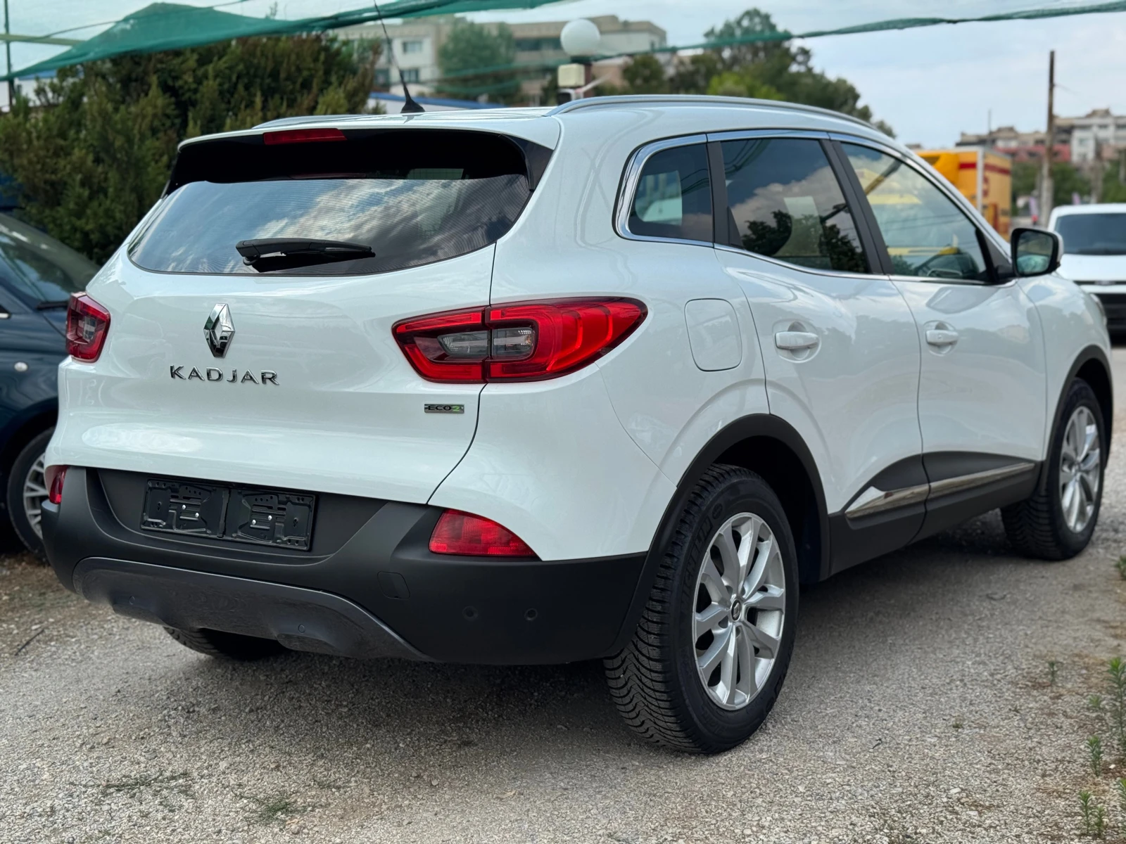 Renault Kadjar 1.5DCI* AUTOMATIC* NAVI* EURO 6B - изображение 6
