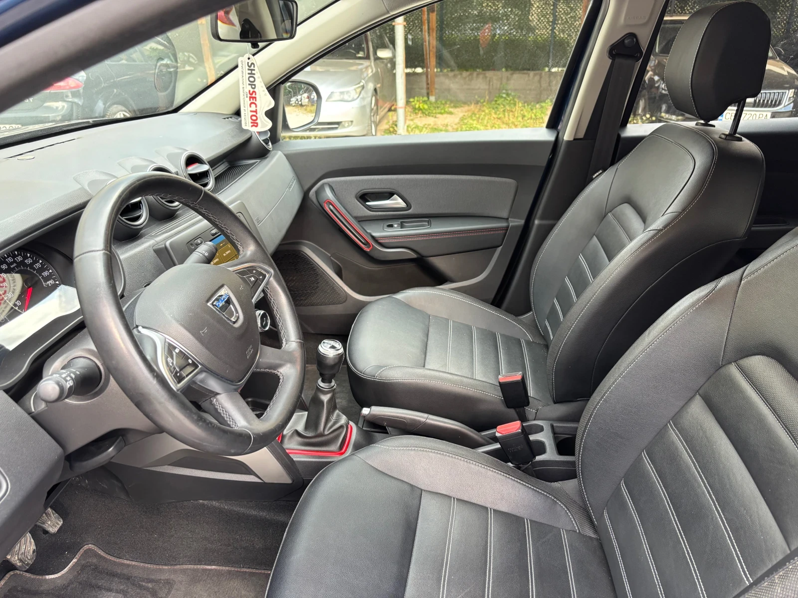 Dacia Duster 1.3TCe/EXTREME/ШВЕЙЦАРИЯ - изображение 9