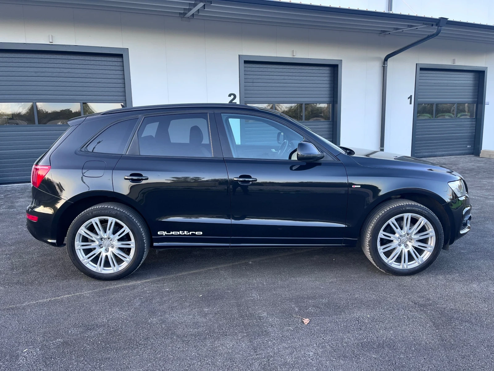 Audi Q5 3.0TDI S-line  - изображение 7