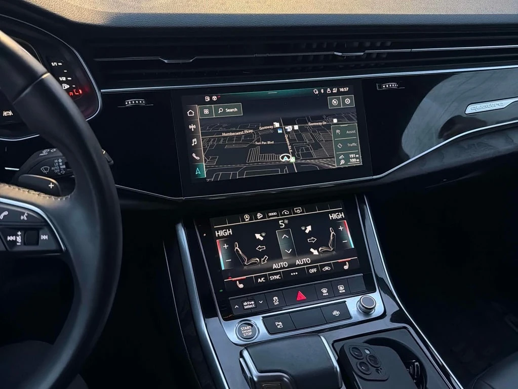 Audi Q7  Komfort 55 TFSI quattro * CARFAX * БЕЗ ПЪРВОНАЧА - изображение 9