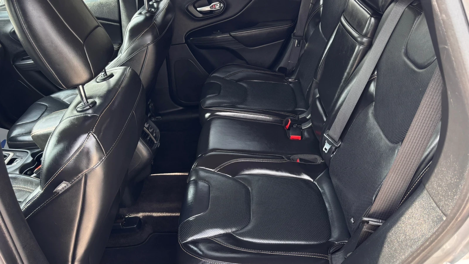 Jeep Cherokee Нов внос от Италия 4х4, снимка 7 - Автомобили и джипове - 54193972