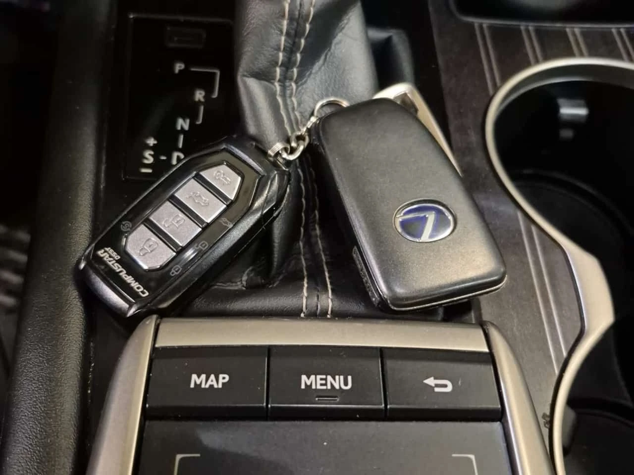 Lexus RX 450HL  CARFAX | Mobile.bg � ����������� 7