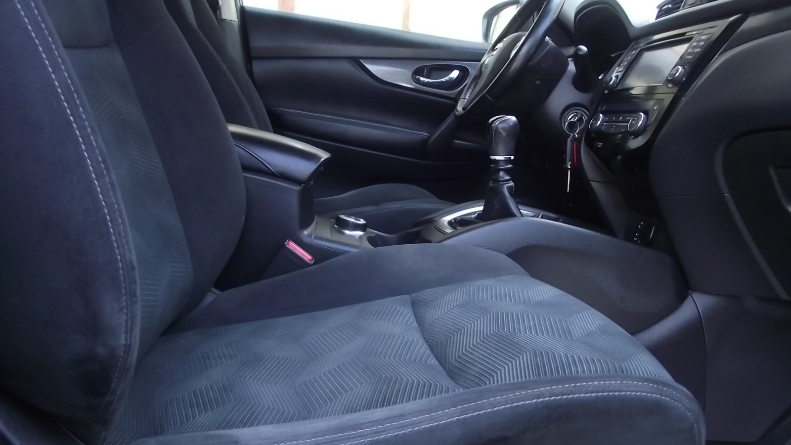 Nissan X-trail 1.6.d.130.k.c.4x4.NAVI. | Mobile.bg � ����������� 14