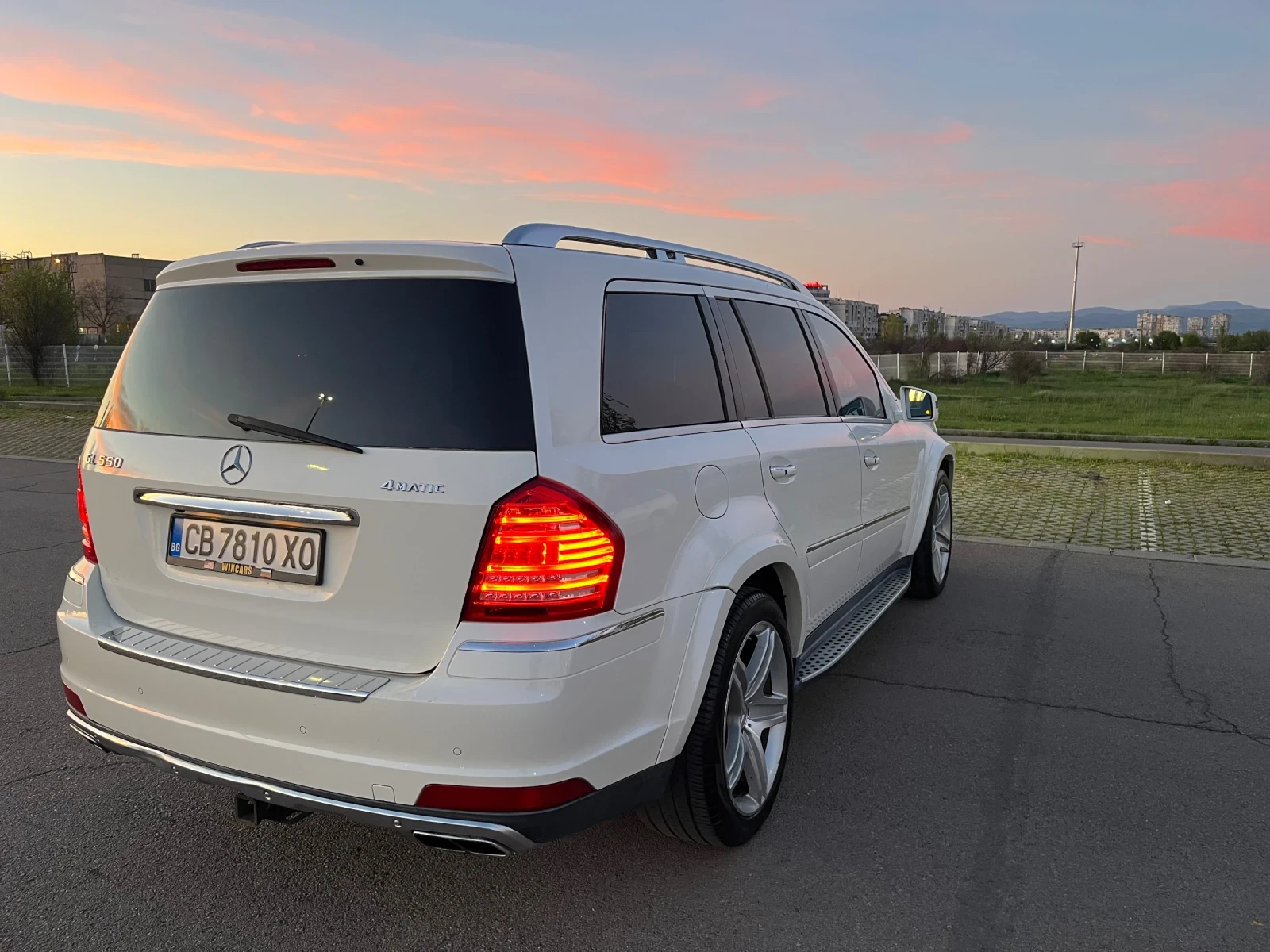 Mercedes-Benz GL 550 388 к.с., снимка 6 - Автомобили и джипове - 54347516