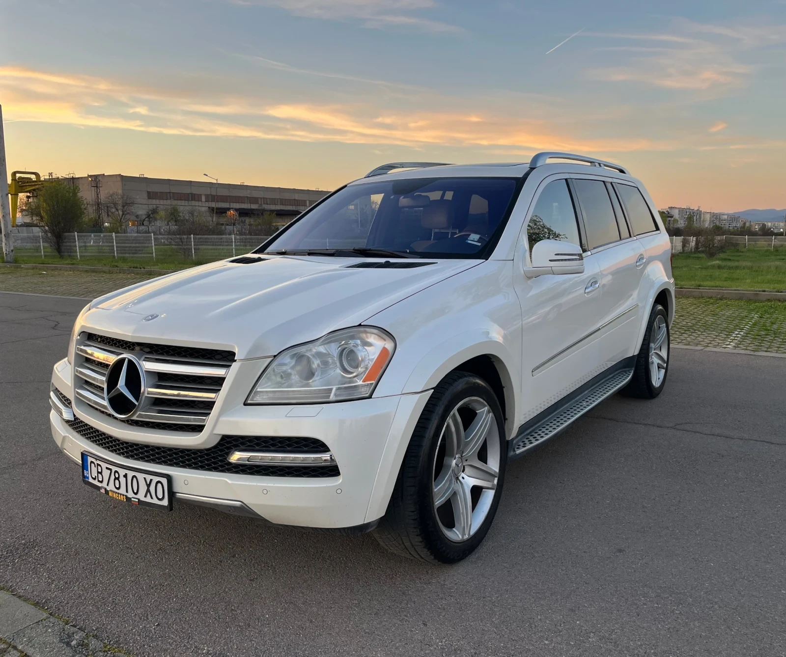 Mercedes-Benz GL 550 388 к.с., снимка 2 - Автомобили и джипове - 54347516