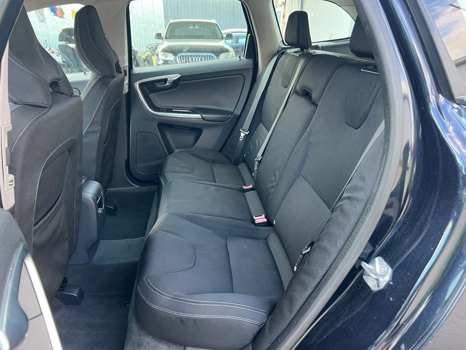 Volvo XC60 2.0D3- 150к.с./EURO6B/Автомат/Навигация/ Автопилот, снимка 12 - Автомобили и джипове - 54756199