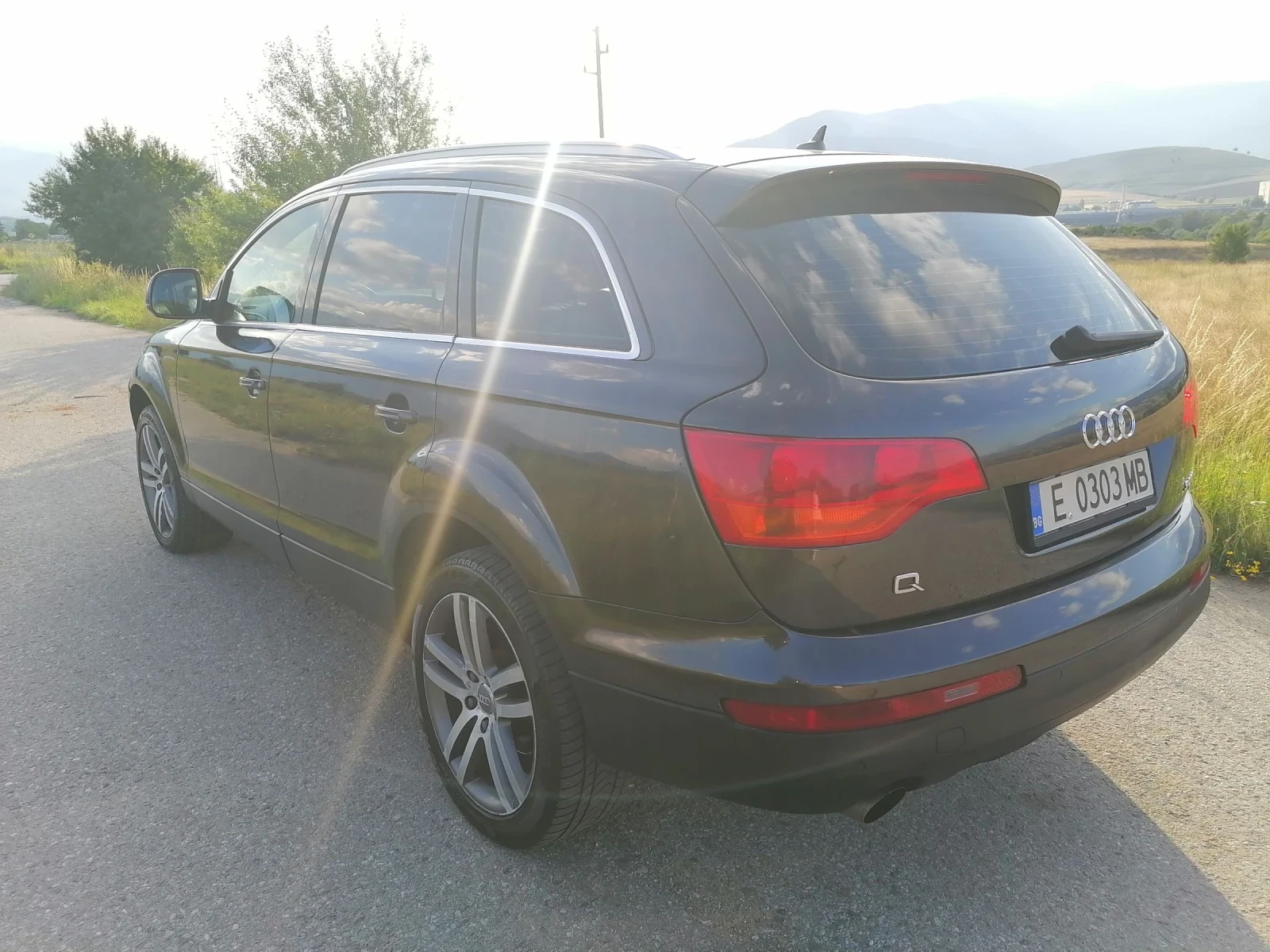 Audi Q7 3.0TDI/Панорама/7места/Пружини, снимка 6 - Автомобили и джипове - 55051984