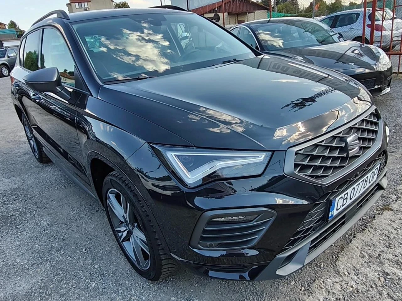 Skoda Karoq Fr 1.5 tsi, снимка 3 - Автомобили и джипове - 56099784