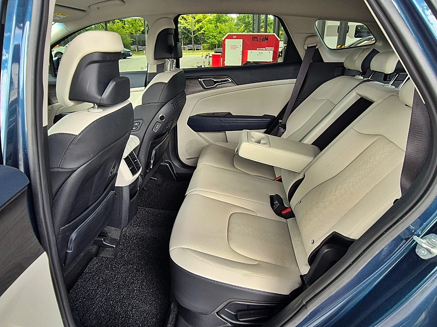 Kia Sportage Signature Hybrid, снимка 7 - Автомобили и джипове - 56128782