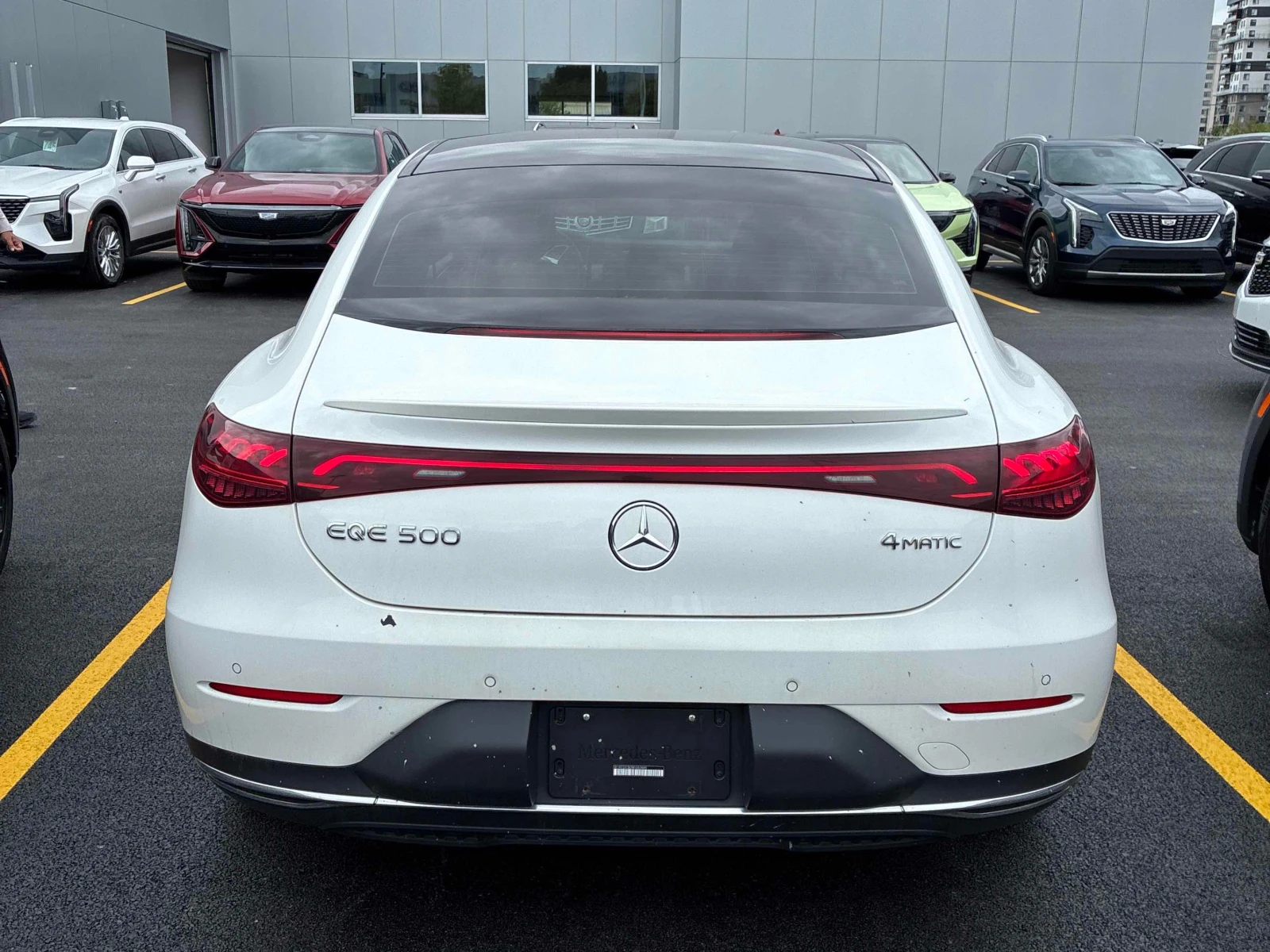 Mercedes-Benz EQE 500 4MATIC | CARFAX | БЕЗ ИНЦИДЕНТИ , снимка 5 - Автомобили и джипове - 56134983