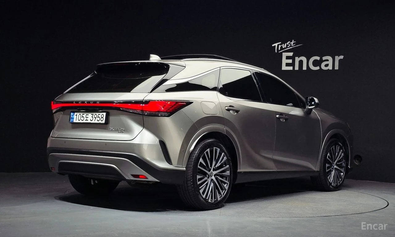 Lexus RX 450h plus LUXURY* ОБДУХВАНЕ* ДИСТРОНИК* 360КАМЕРА* , снимка 2 - Автомобили и джипове - 56151699