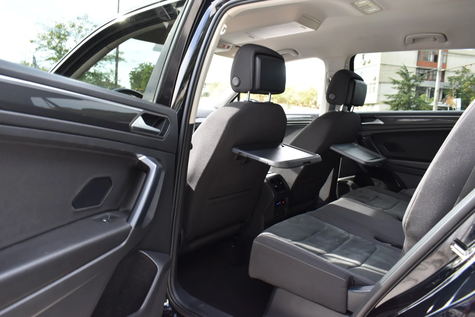 VW Tiguan Allspace 2.0�DI* ALLSPACE* 6+ 1 | Mobile.bg � ����������� 11