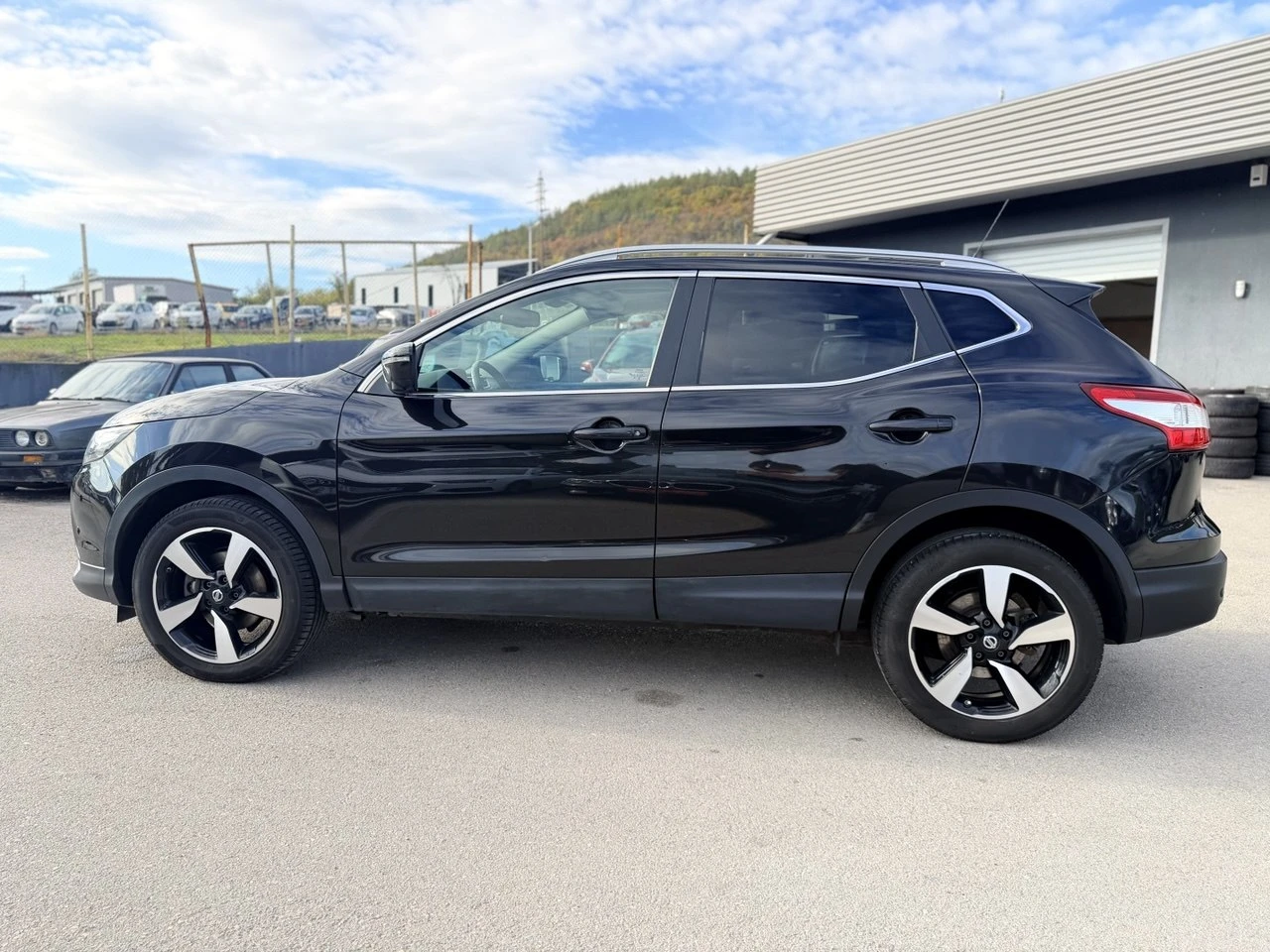 Nissan Qashqai 1.6dCi 4x4 CAMERA | Mobile.bg � ����������� 8