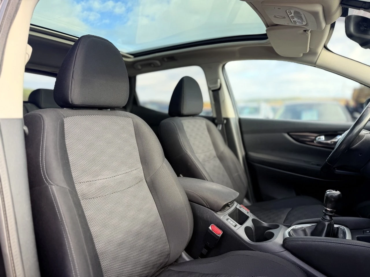Nissan Qashqai 1.6dCi 4x4 CAMERA | Mobile.bg � ����������� 15