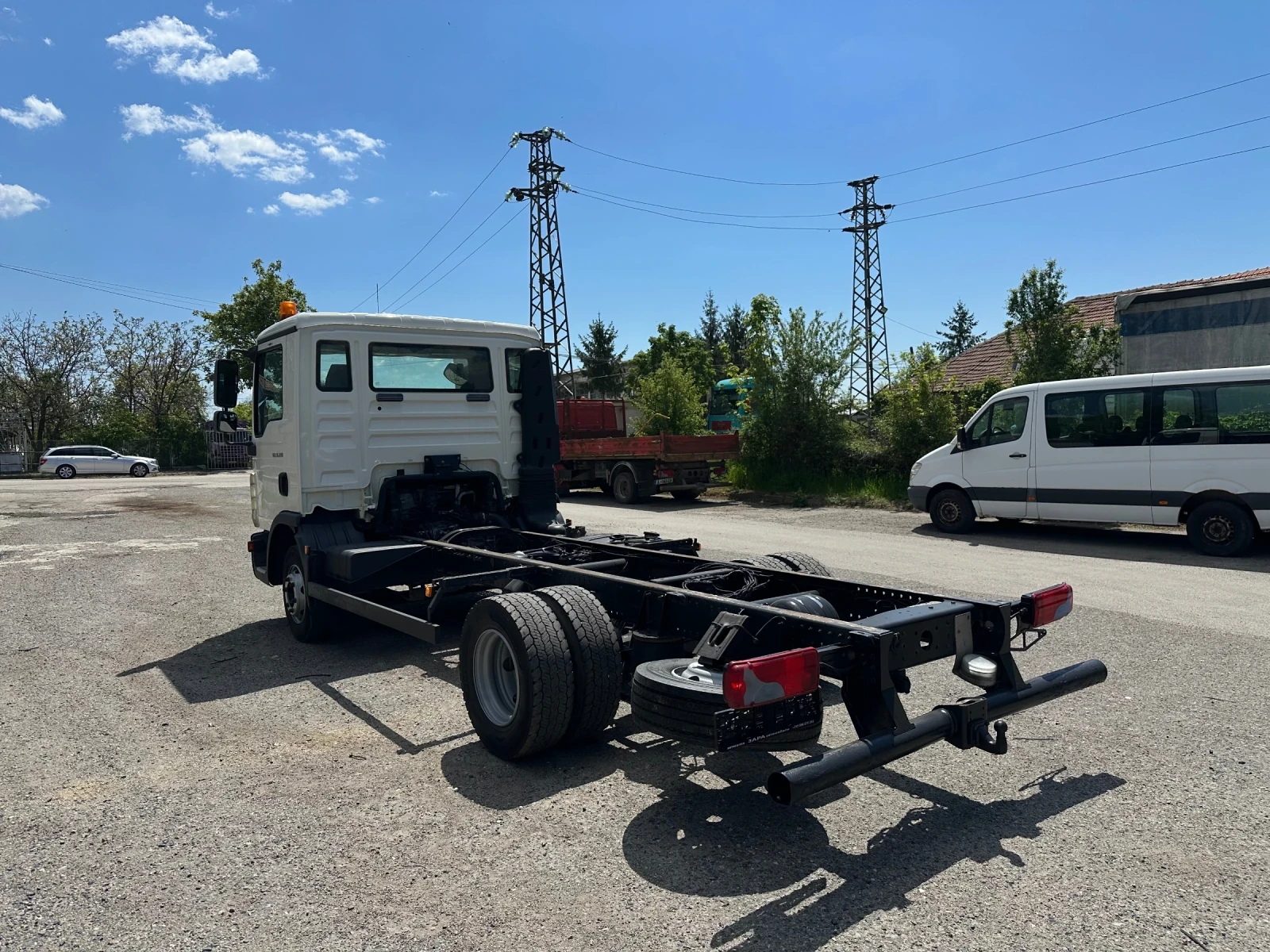 Man Tgl 8.220* Помпа* 3.30м. междуосие* Топ състояние, снимка 6 - Камиони - 54439803