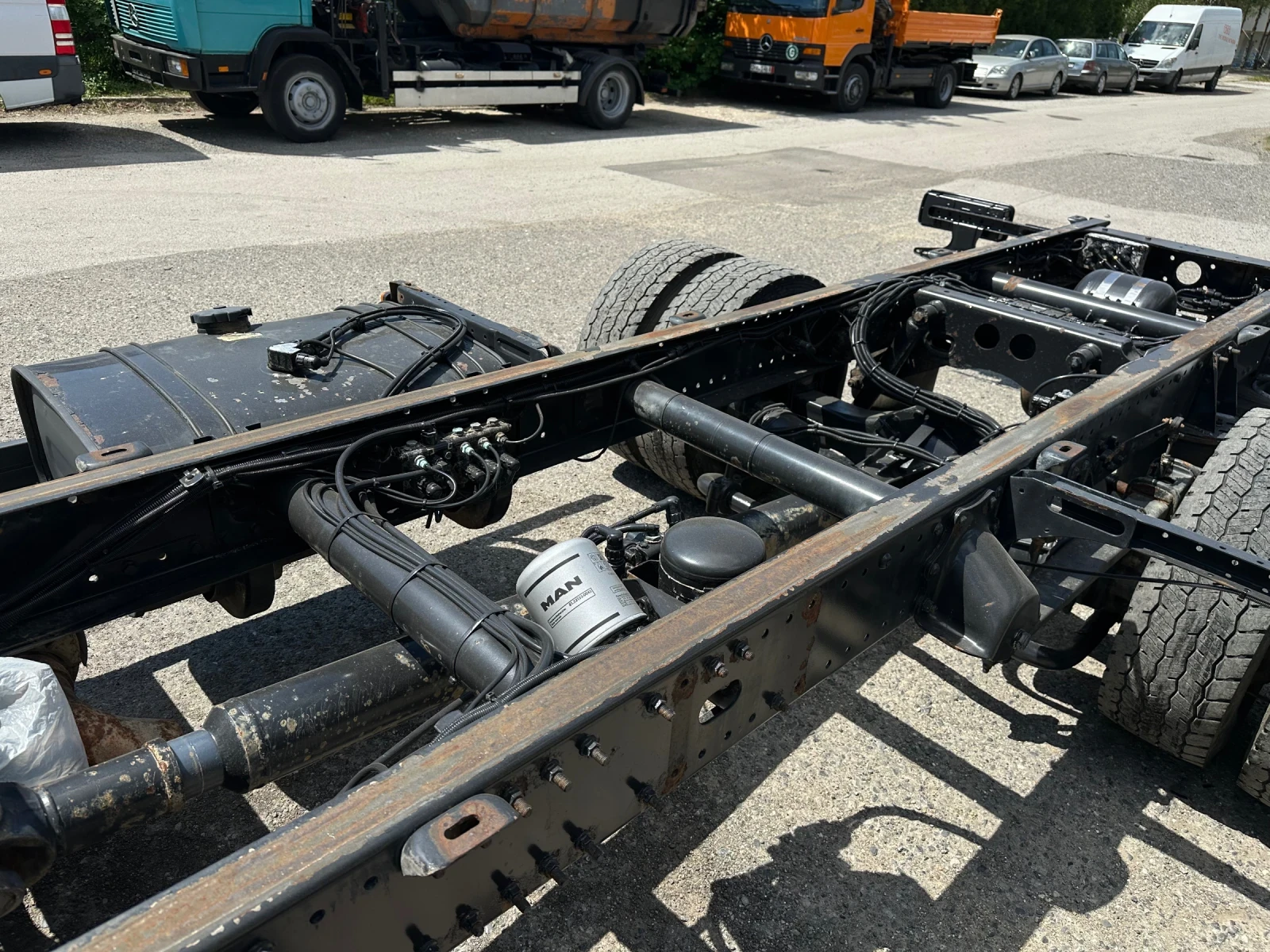 Man Tgl 8.220* Помпа* 3.30м. междуосие* Топ състояние, снимка 8 - Камиони - 54439803