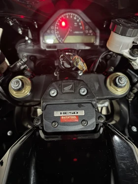 Honda Cbr 1000RR 37 000км , снимка 11