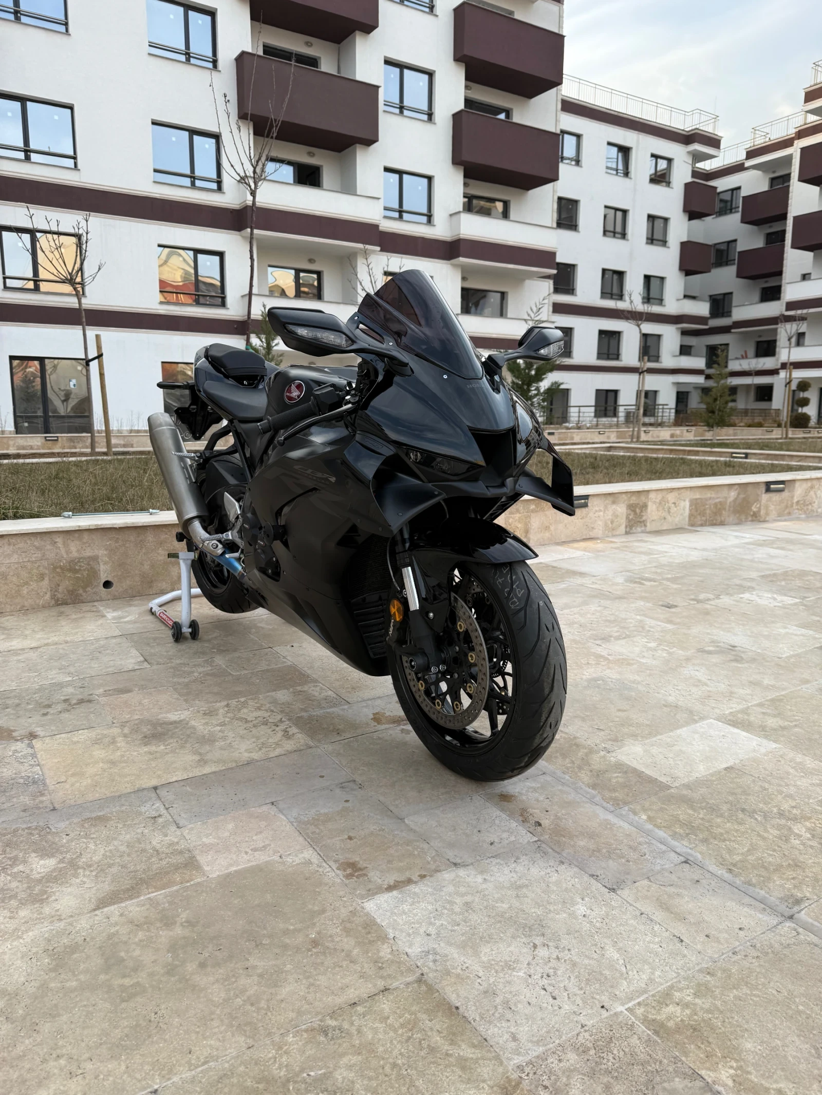 Honda Cbr 1000 RR-R - изображение 5