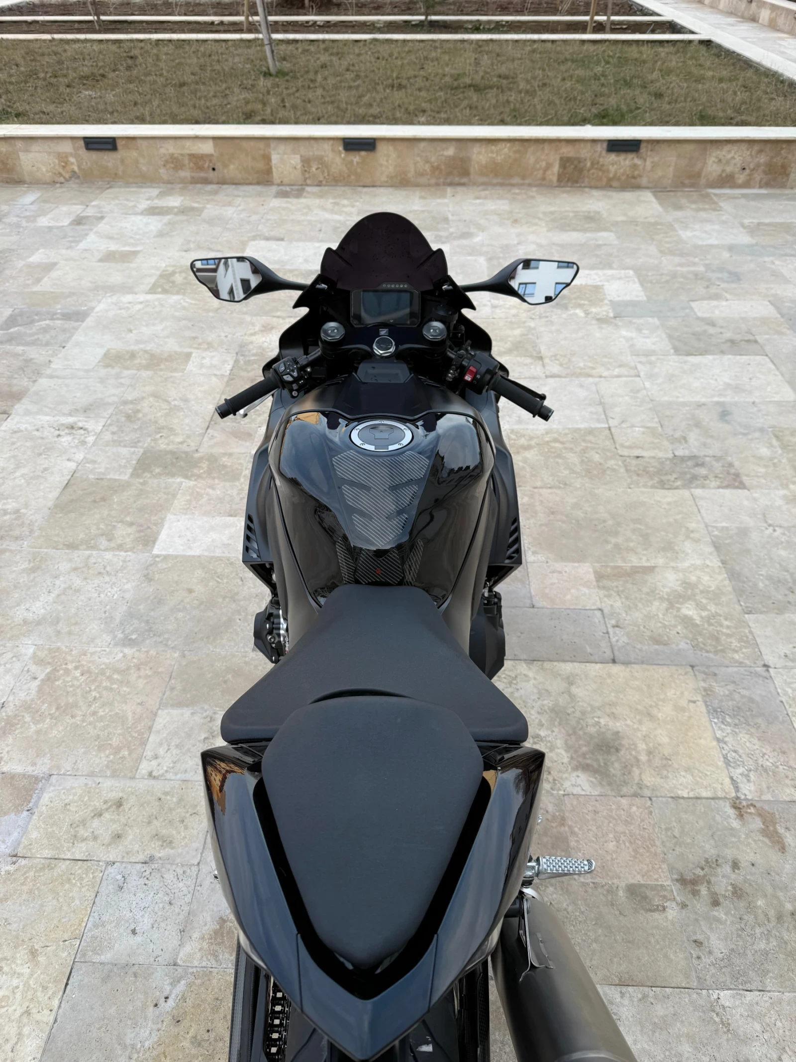 Honda Cbr 1000 RR-R - изображение 4