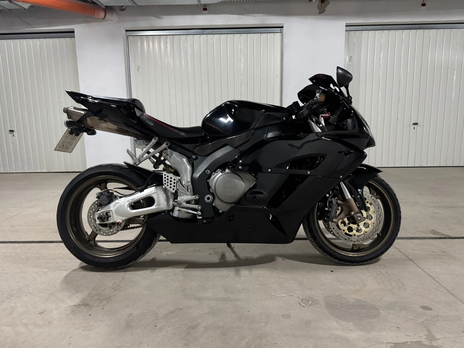 Honda Cbr 1000RR 37 000км , снимка 7 - Мотоциклети и мототехника - 54732899
