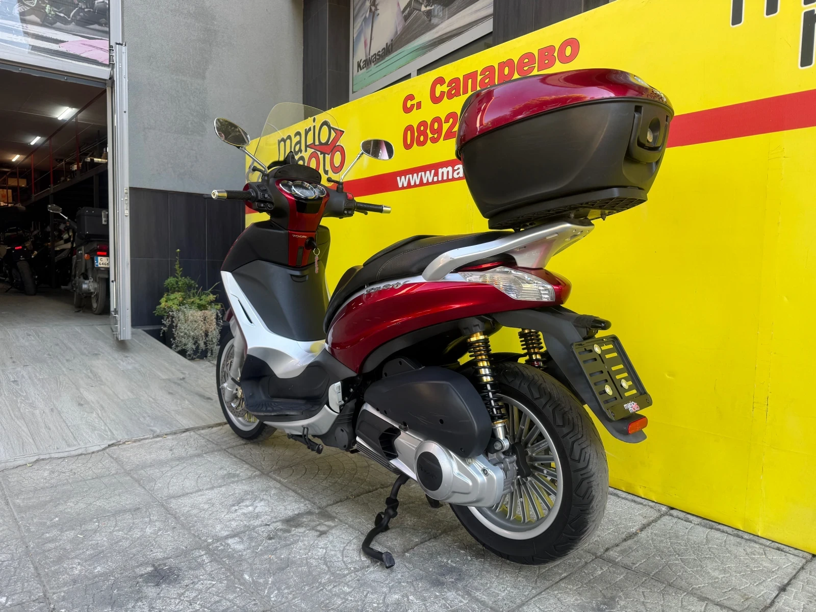 Piaggio Beverly 300, снимка 8 - Мотоциклети и мототехника - 55985771