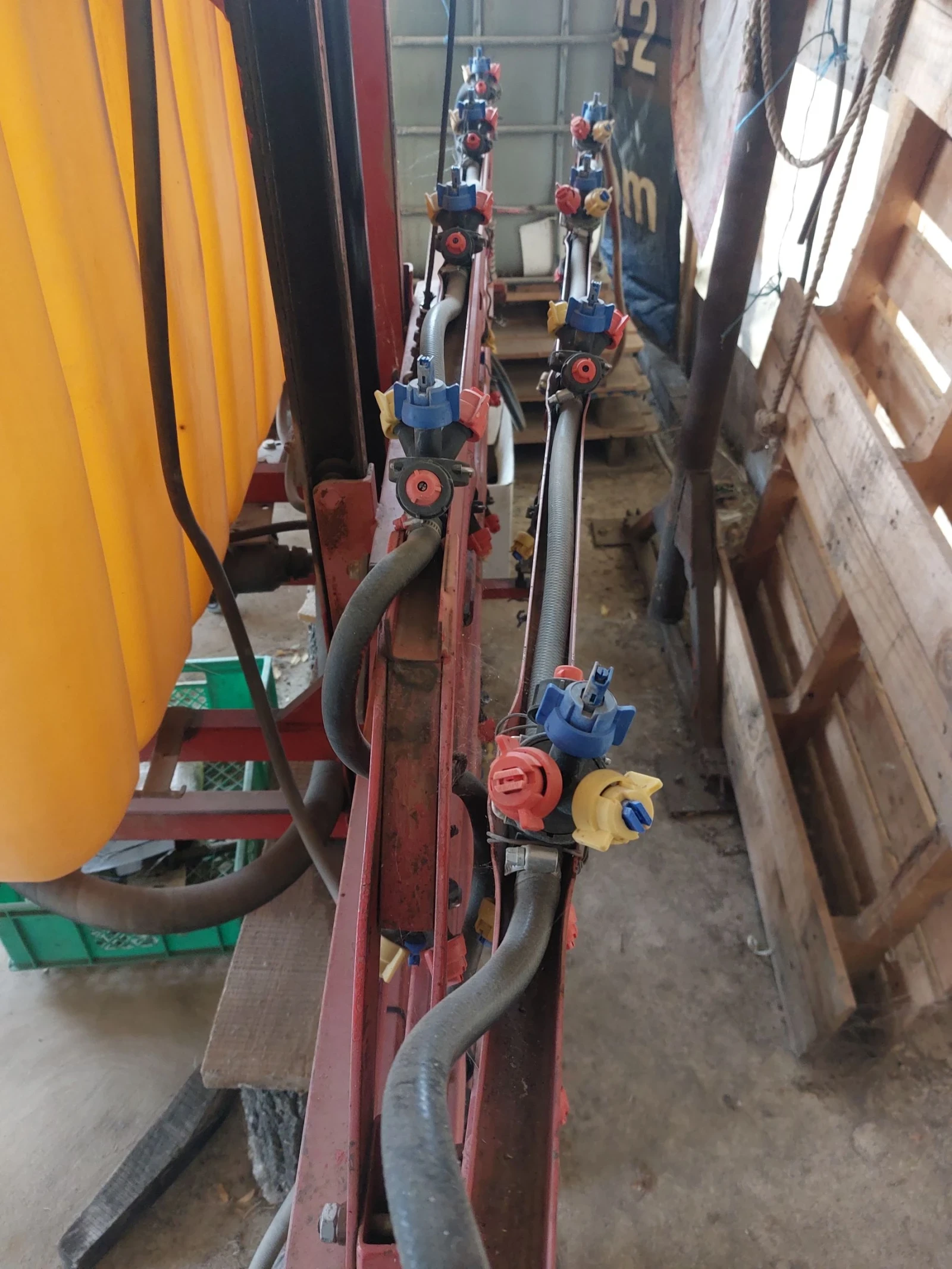 ��������� Brandi | Mobile.bg � ����������� 3