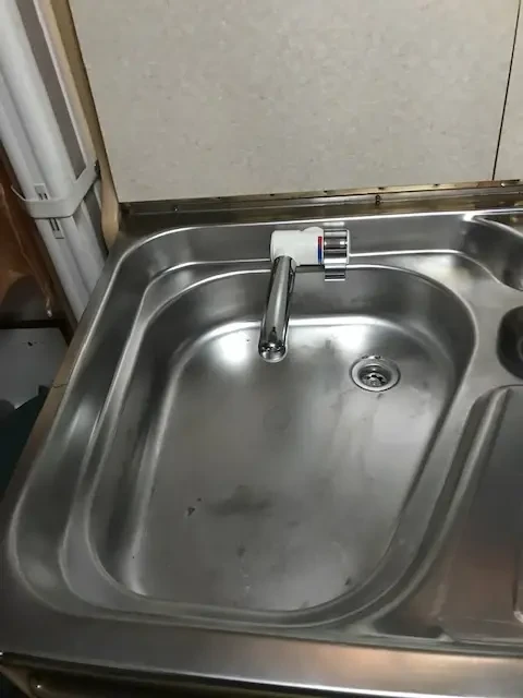 Каравана TEC Siena 430, снимка 13 - Каравани и кемпери - 52311848