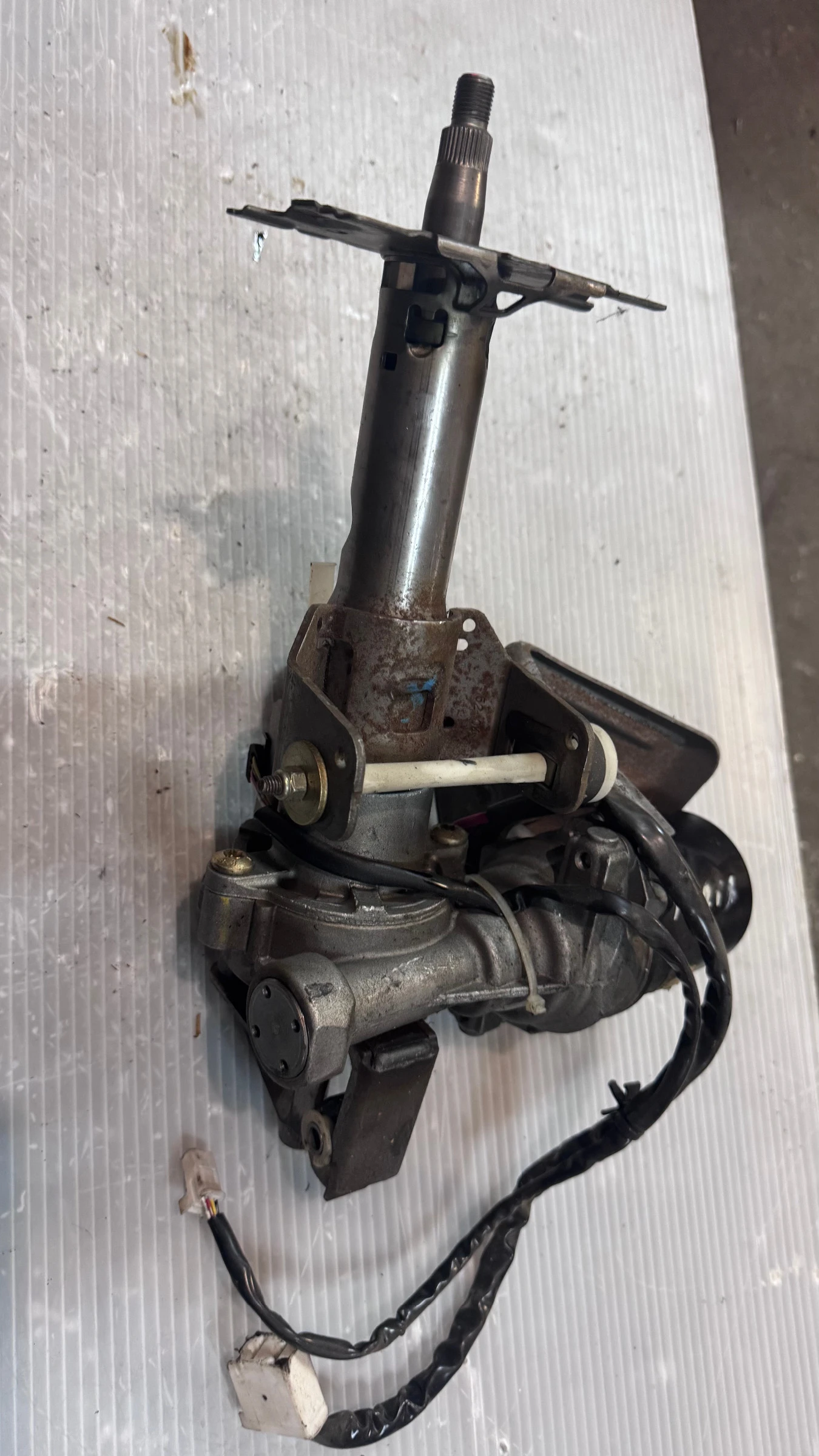    /       Toyota Yaris - 6900000792 / 452000D032 / 1608 | Mobile.bg   1