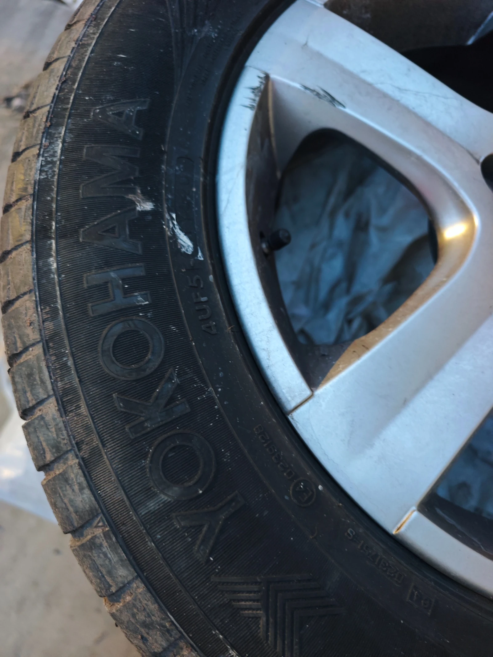 Гуми с джанти Yokohama 225/65R17, снимка 3 - Гуми и джанти - 53731708