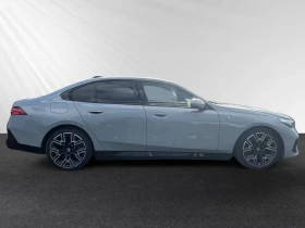 BMW i5 eDrive40 M-Sport Ad.LED 360 DIST Winter Pack+ PANO, снимка 3