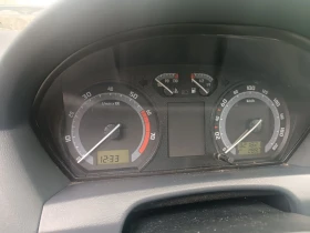 Skoda Fabia Комби 1.4 16v - 1400 € / 2738.16 лв. - 41866570 8