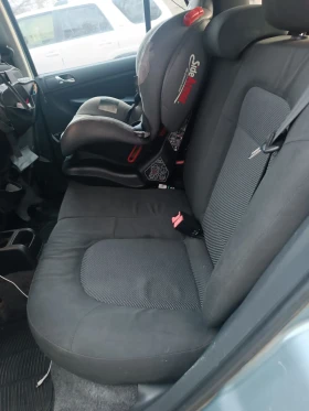 Skoda Fabia Комби 1.4 16v - 1400 € / 2738.16 лв. - 41866570 9