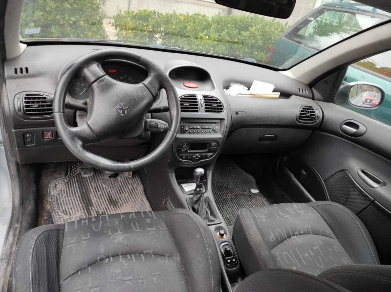 Peugeot 206, снимка 4 - Автомобили и джипове - 47116676