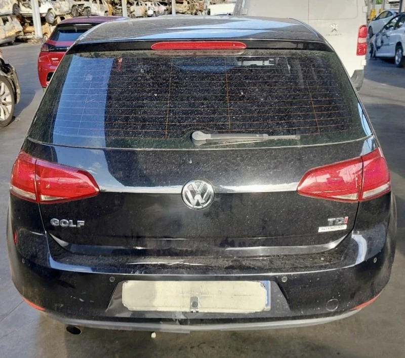 VW Golf 1.6 TDI VII, снимка 7 - Автомобили и джипове - 47279360