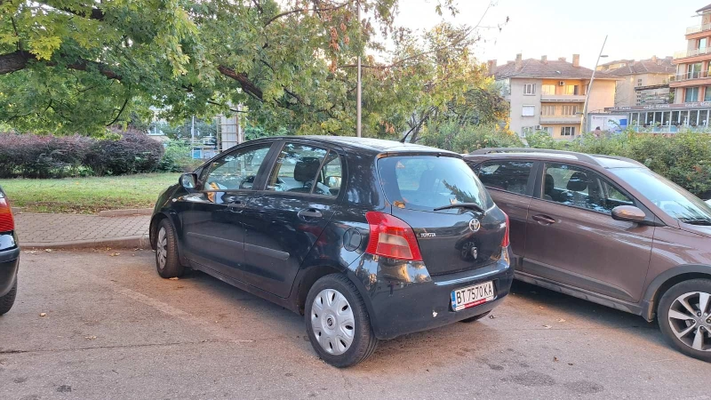 Toyota Yaris, снимка 4 - Автомобили и джипове - 47572351