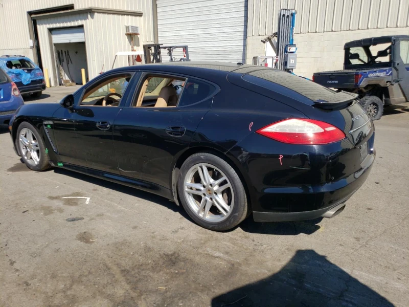 Porsche Panamera, снимка 2 - Автомобили и джипове - 47781376