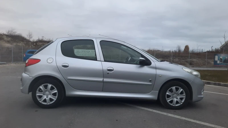 Peugeot 206 1.4HDI GENERATION, снимка 4 - Автомобили и джипове - 47905704