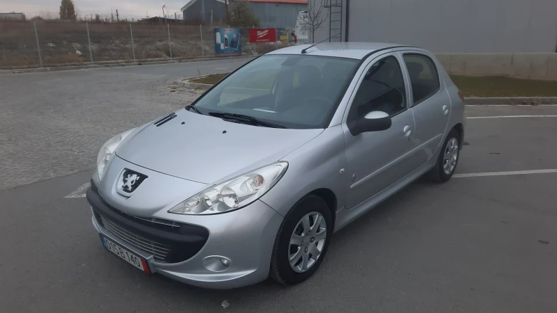 Peugeot 206 1.4HDI GENERATION, снимка 9 - Автомобили и джипове - 47905704