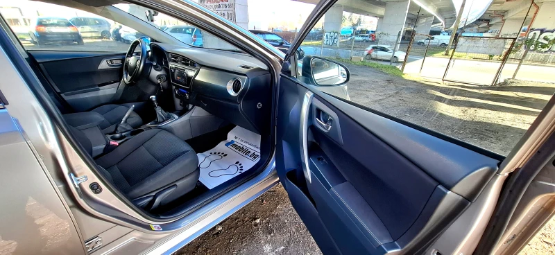 Toyota Auris КАМЕРА, снимка 13 - Автомобили и джипове - 48101265