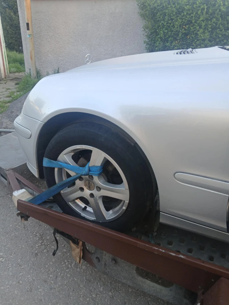 Mercedes-Benz C 220 CDI, снимка 7 - Автомобили и джипове - 52673876