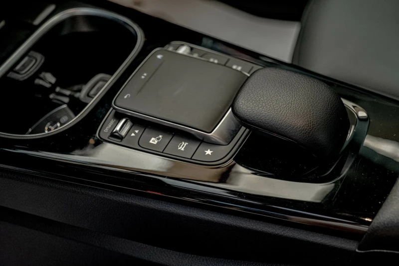 Mercedes-Benz CLA 250 Electro/MBUX/Dynamic Select/Камера/Подгрев, снимка 10 - Автомобили и джипове - 51585853