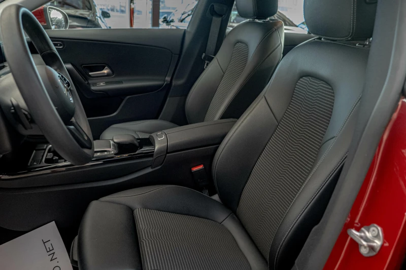 Mercedes-Benz CLA 250 Electro/MBUX/Dynamic Select/Камера/Подгрев, снимка 9 - Автомобили и джипове - 51585853