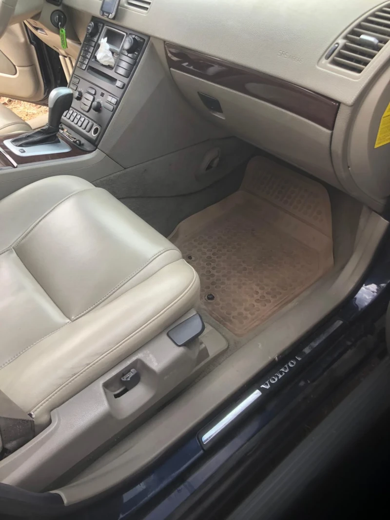 Volvo Xc90, снимка 7 - Автомобили и джипове - 52588356
