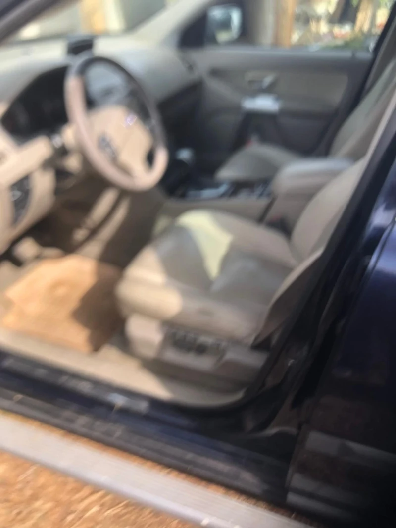Volvo Xc90, снимка 4 - Автомобили и джипове - 52588356